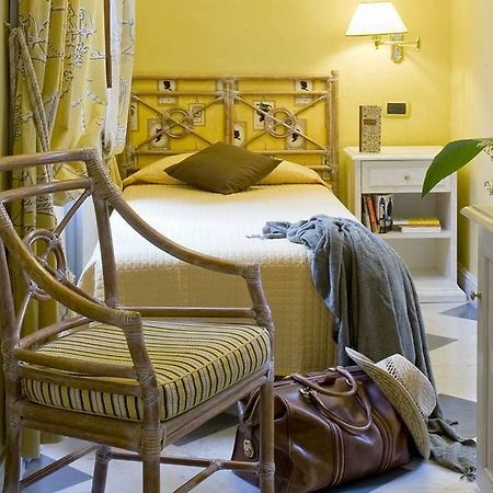 Residenza Castiglioni Panzió Firenze Kültér fotó