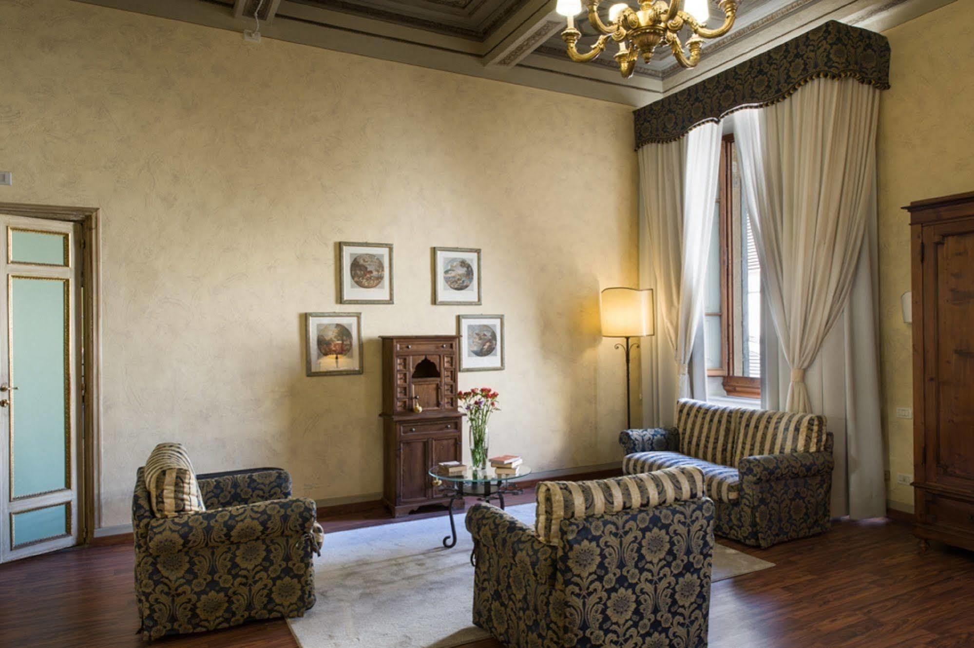 Residenza Castiglioni Panzió Firenze Kültér fotó
